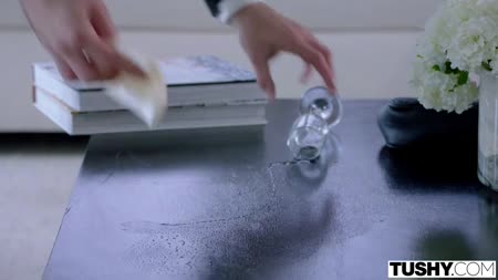 Женушка нацепила сексуальное белье и встретила в нем мужа №1