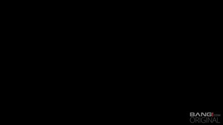 Масляная фигуристая сучка Jada Stevens круто уселась на кукан №1