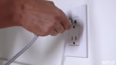 Жена решила раскрутить мужа очкарика потрахаться №1