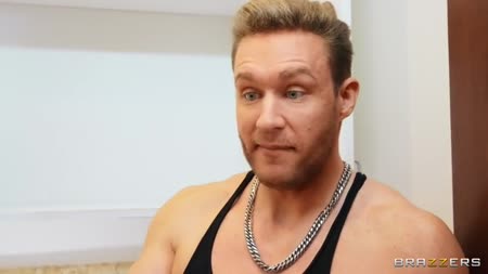 Грудастую Charly Summer смачно отымели большим пенисом №1