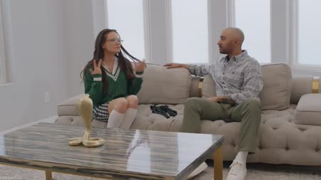 Alison Rey только на первый взгляд оказалась скромницей №1