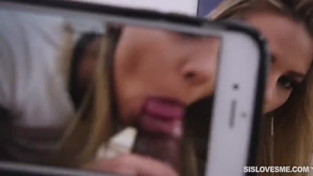 Миловидная Aubrey Sinclair зрелищно седлает пенис от первого лица