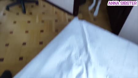 Парень сравнил в деле киску сводной сестры и резиновую куклу