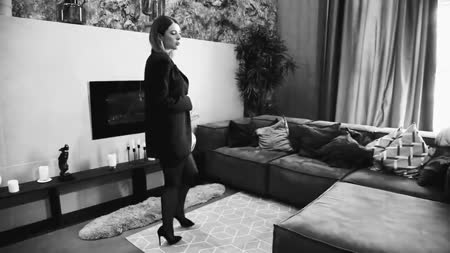 Классная бизнес-леди показала шикарное тело №1