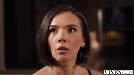 Обольстительная Eve Sweet приготовилась к свиданию с богатым ухажером №1