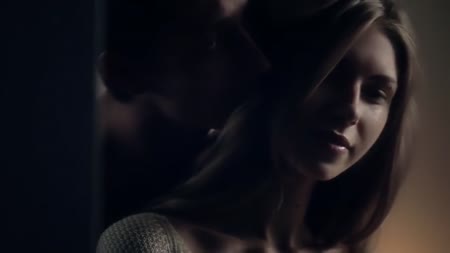 Классная блондинка знает как завести бойфренда на красивый секс №1