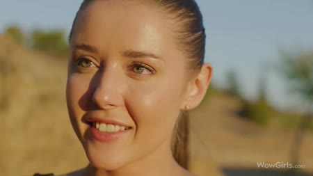 Тренер нежно насадил на член молодую теннисистку №2