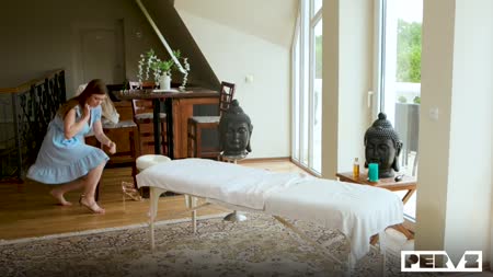 Вместо массажа пациентка взялась за хер массажиста №1