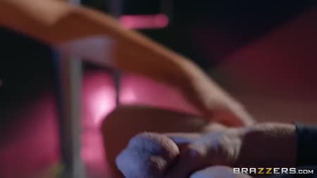 Сисястая Ava Koxxx устроила с самцом жаркое порево №7