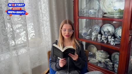 Симпатичная студентка согласна на разврат №1