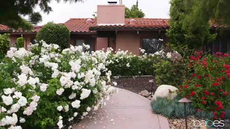 Пошлая невеста занялась лесбо сексом перед свадьбой с подружкой №1