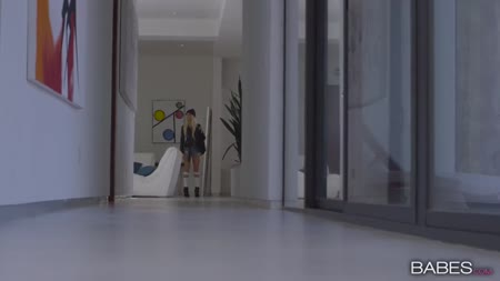 Белокурая Эльза Джин любит большие черные стояки №1